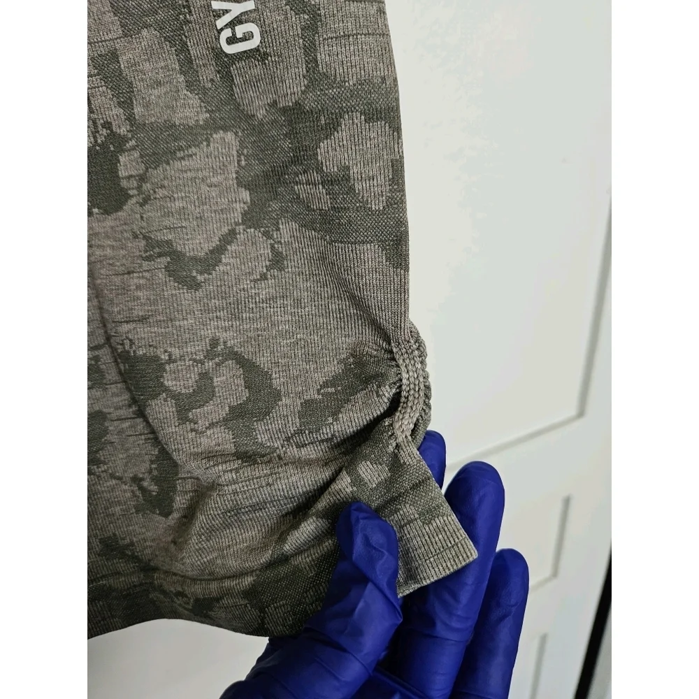 GYMSHARK adapt camo green seamless shorts - Picture 3 of 5